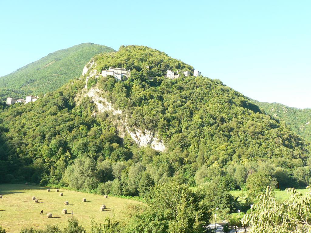 Agriturismo Casale La Palombara Vila Cerreto di Spoleto Exterior foto