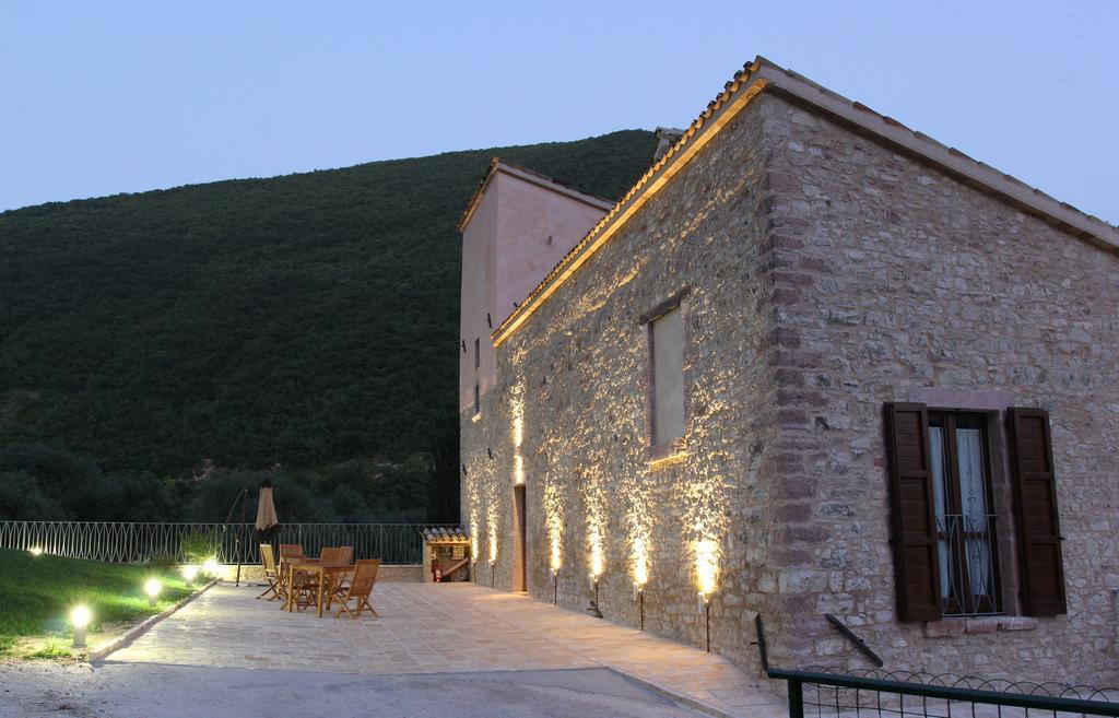 Agriturismo Casale La Palombara Cerreto di Spoleto Exterior foto